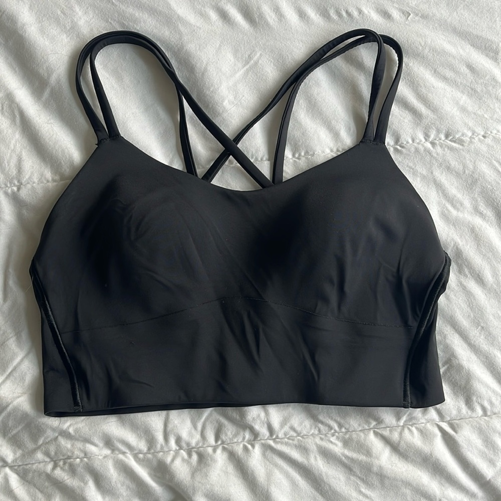 Lululemon like a cloud bra